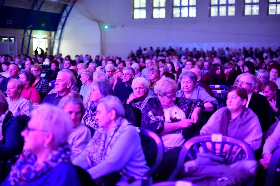 "Koncert kolęd i słodkich serc"