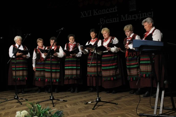 XVI Koncert Pieśni Maryjnej w Ostrowie Lubelskim (ZDJĘCIA) - Zdjęcie główne