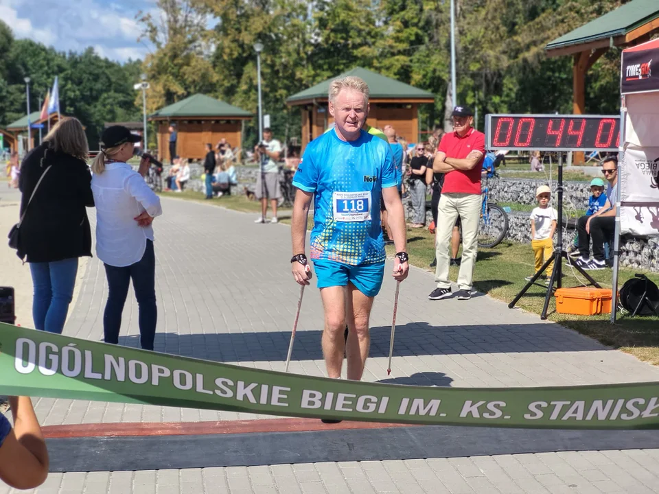 „XXVIII Ogólnopolskie Biegi im. ks. Stanisława Brzóski pod patronatem Rady i Burmistrza Miasta Łuków”.