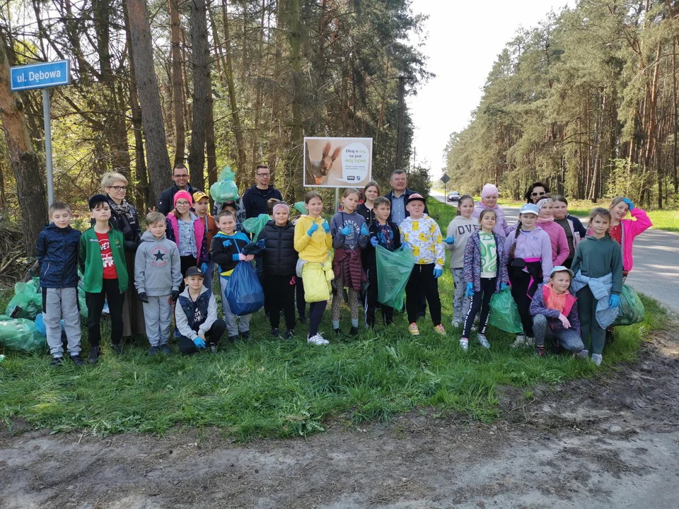 W gminie Międzyrzec przez cały tydzień akcja "Czysta Ziemia"! (ZDJĘCIA) - Zdjęcie główne