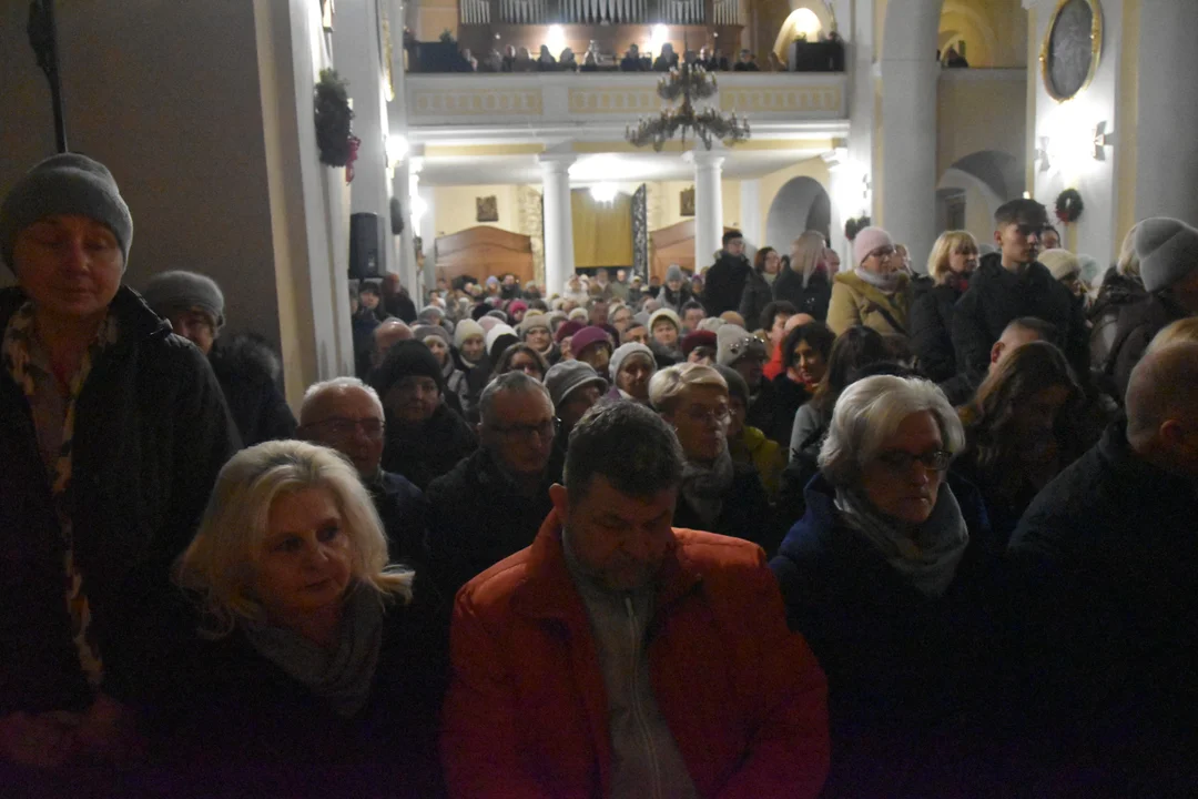 Niesamowity Koncert Kolęd Macieja Miecznikowskiego w Międzyrzecu Podlaskim