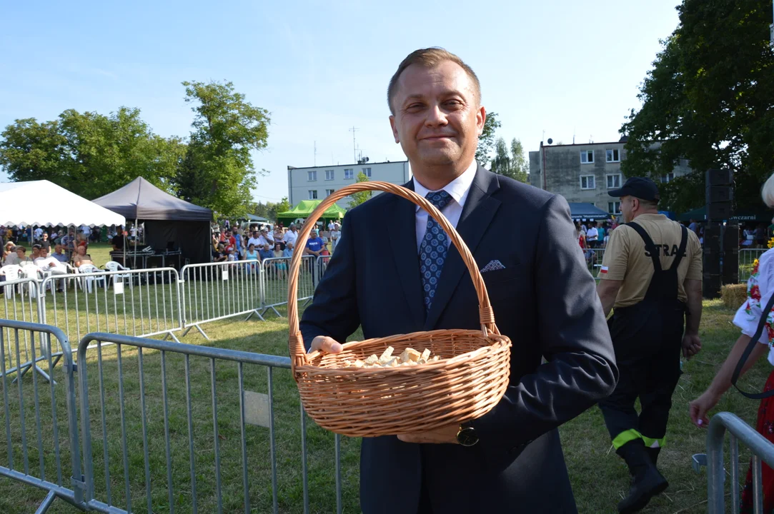 W niedzielę w Józefowie nad Wisłą odbyły się Dożynki Gminne