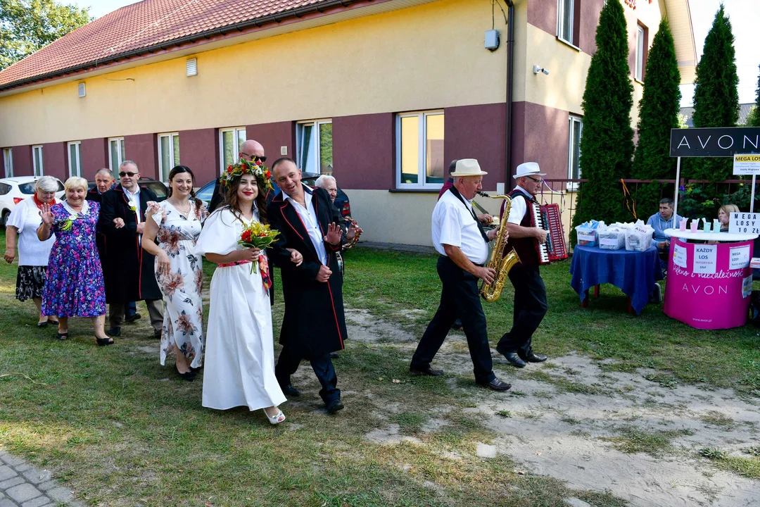 Widowisko obrzędowo-ludyczne  „Wesele w Gręzówce”