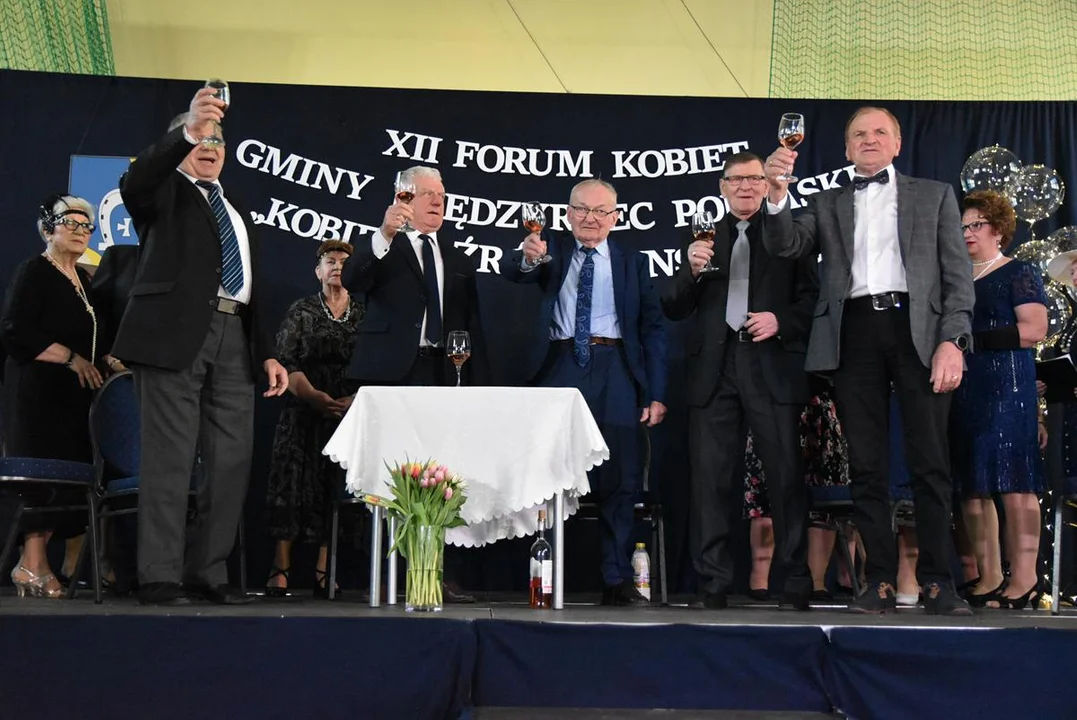 Z roku na rok zaskakują coraz bardziej! XII Forum Kobiet Gminy Międzyrzec Podlaski za nami cz. 2 (ZDJĘCIA) - Zdjęcie główne