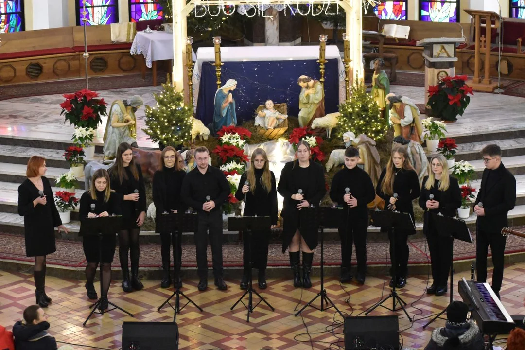 Pięknie wyśpiewali kolędy i pastorałki (zdjęcia) - Zdjęcie główne