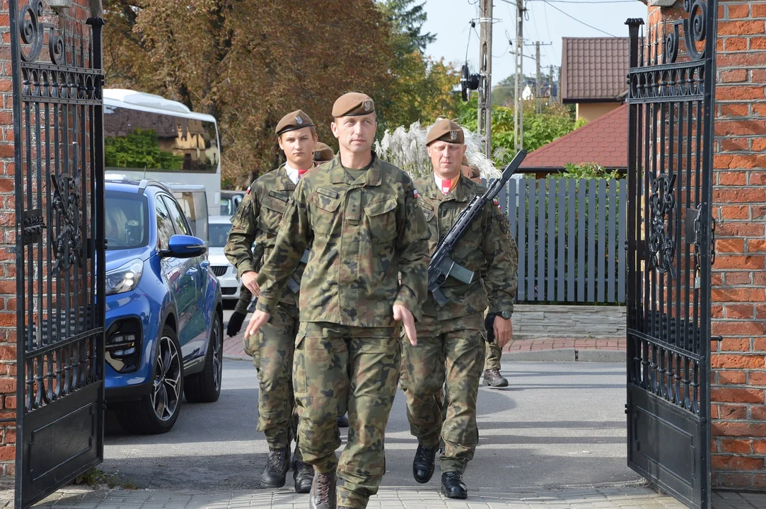 Odsłonięcie nagrobka żołnierza AK Karola Chlebickiego w Chodlu