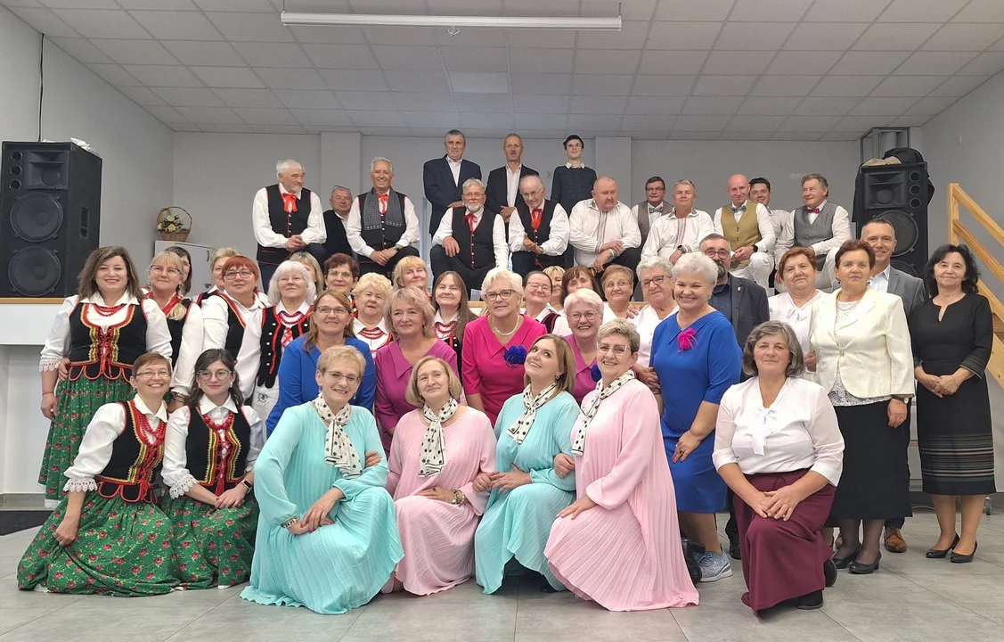 Maryjne nuty w sercu Wąwolnicy. Tradycja, która łączy pokolenia