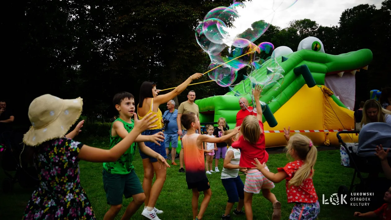 Festiwal Balonów, Baniek Mydlanych i Kolorów w Parku Miejskim w Łukowie