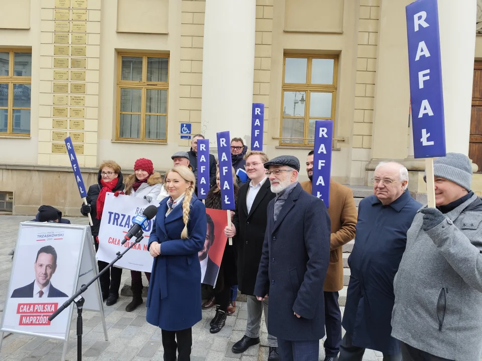 Wybory prezydenckie: Podsumowali zbiórkę podpisów dla Trzaskowskiego