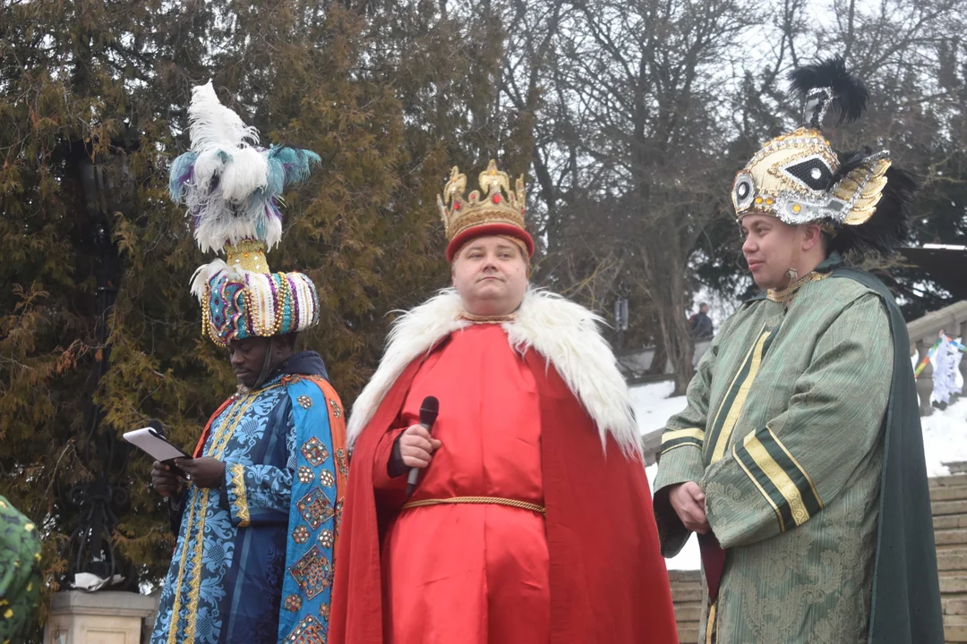 Orszak Trzech Króli przeszedł przez Lublin. Tłumy na "ulicznych jasełkach" [DUŻO ZDJĘĆ] - Zdjęcie główne