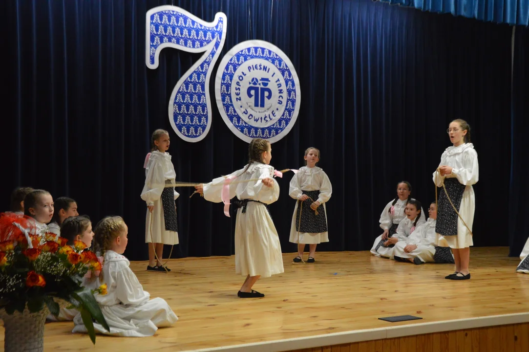 Jubileusz 70-lecia Zespołu Pieśni i Tańca "Powiśle" im. Kazimiery Walczak "Mamci"