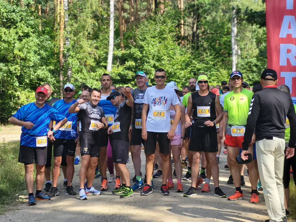 „XXVIII Ogólnopolskie Biegi im. ks. Stanisława Brzóski pod patronatem Rady i Burmistrza Miasta Łuków”.