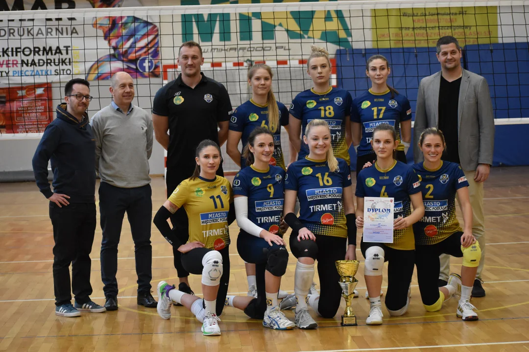 Półfinałowy turniej kobiet w Międzyrzecu! Siatkarki Trójki Volley zapraszają już w piątek! - Zdjęcie główne