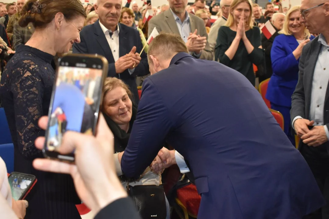 Nawrocki. Prawie tysiąc osób na spotkaniu (zdjęcia) - Zdjęcie główne