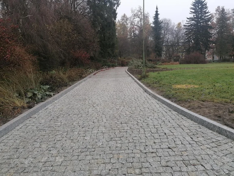 W Kluczkowicach trwają prace związane z renowacją zespołu pałacowo-parkowego