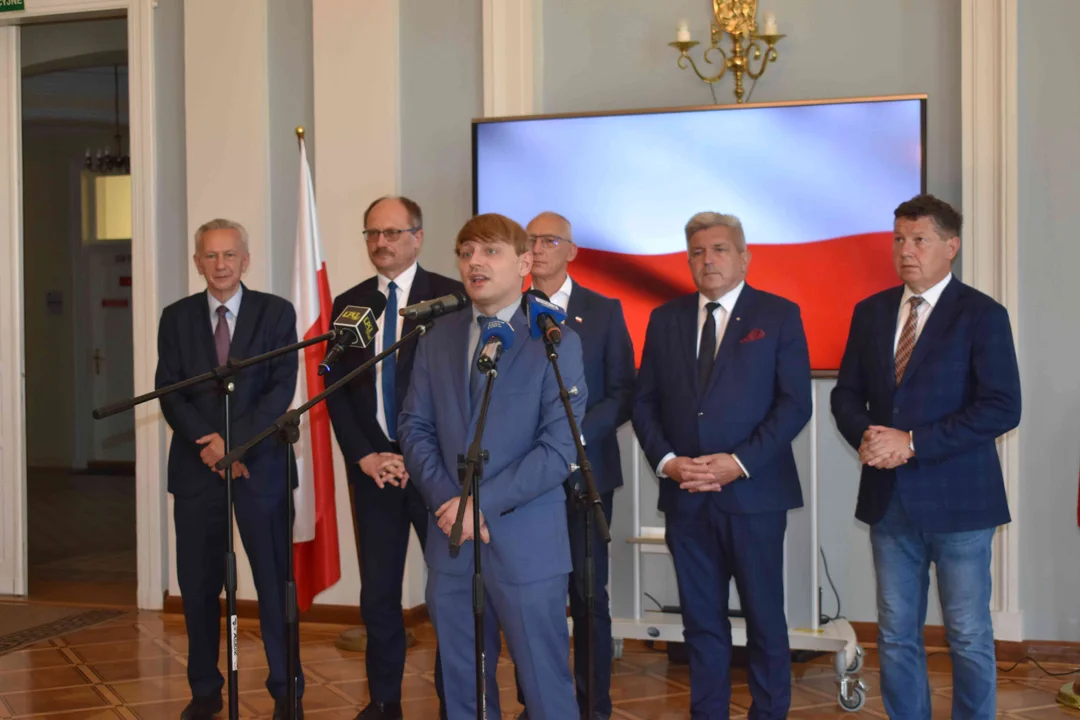 Konferencja parlemantarzystów PiS w Puławach