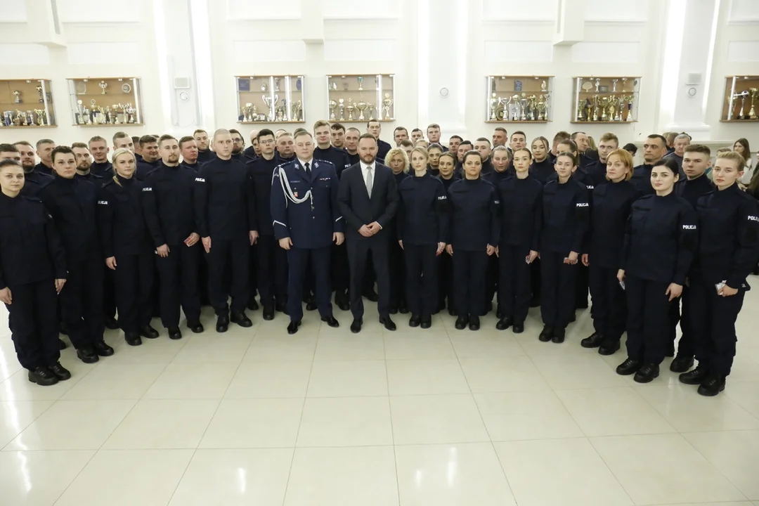 Nowi funkcjonariusze w lubelskiej policji. Złożyli już uroczyste ślubowanie