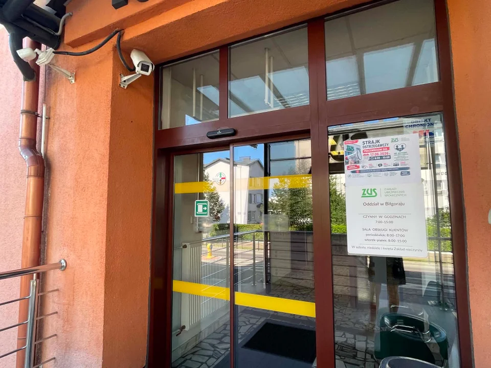 Ogólnopolski strajk w ZUS. Jak wygląda sytuacja w Biłgoraju? (galeria) - Zdjęcie główne