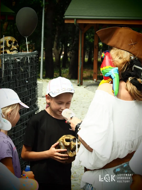 Wakacje ŁOK 2023. Obóz piratów nad Zalewem Zimna Woda