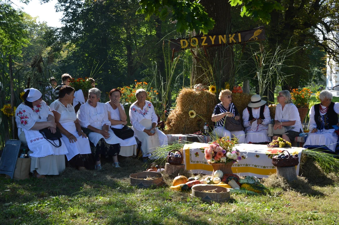 W niedzielę w Józefowie nad Wisłą odbyły się Dożynki Gminne