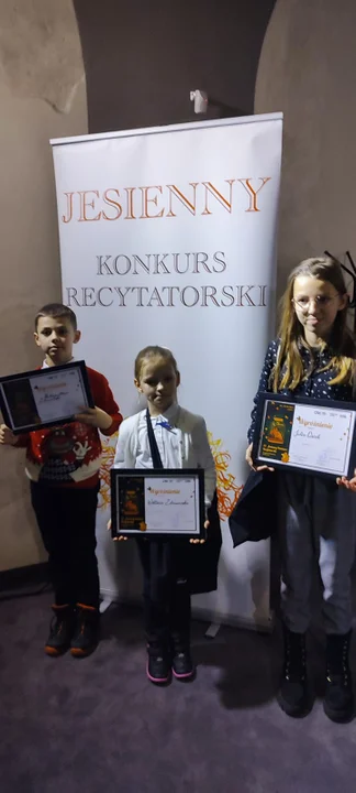 Dawid Grudzień z ŁOK zwycięzcą Wojewódzkiego Jesiennego Konkursu Recytatorskiego