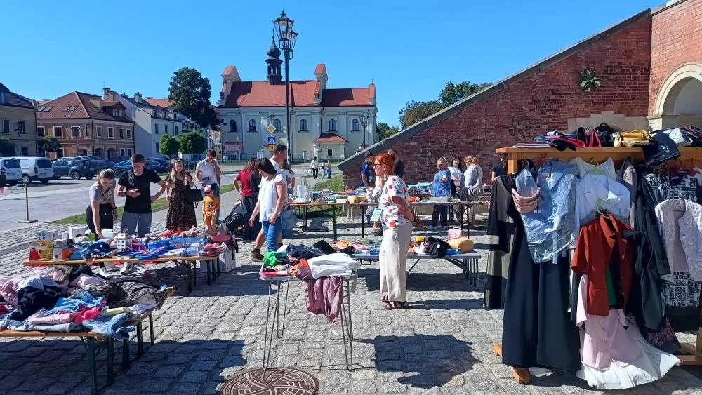 Tu dziś bije serce Zamościa. Ludzi przybywa (foto) - Zdjęcie główne