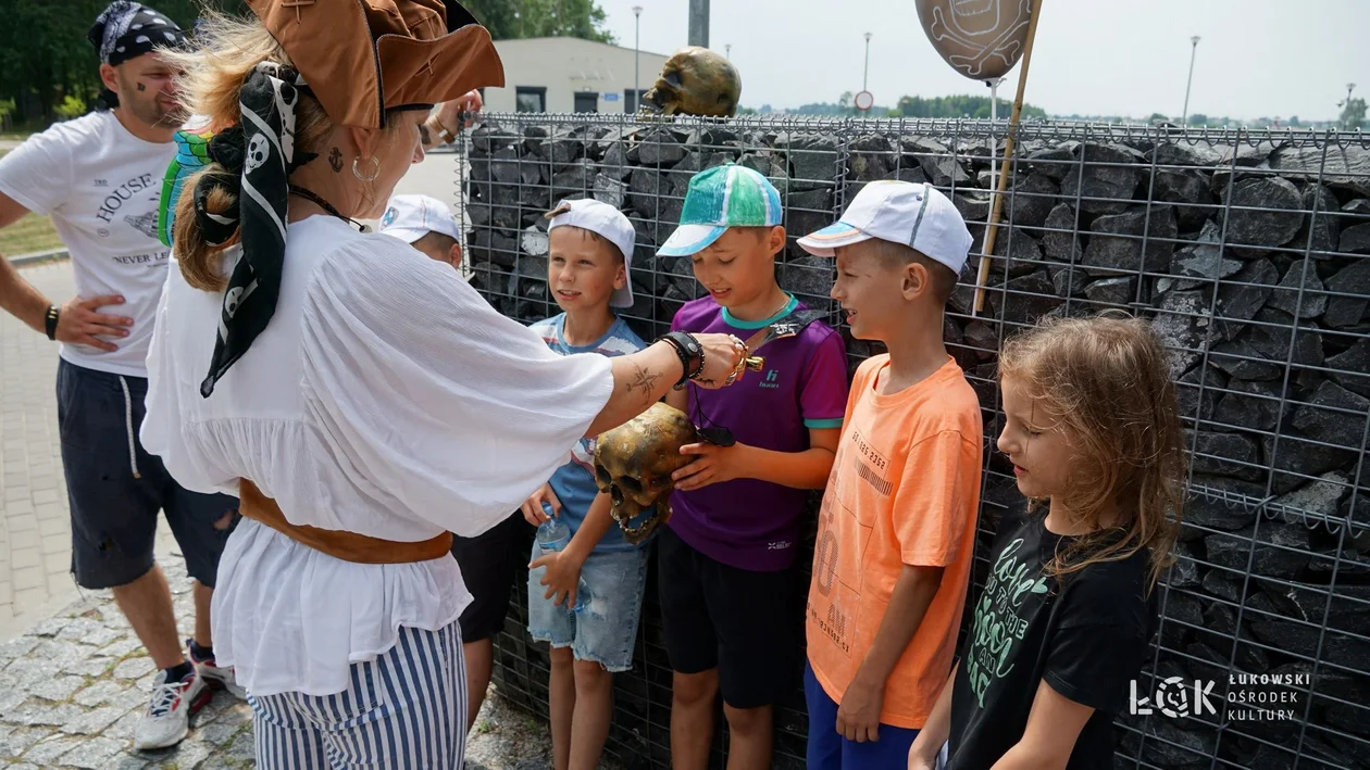 Wakacje ŁOK 2023. Obóz piratów nad Zalewem Zimna Woda