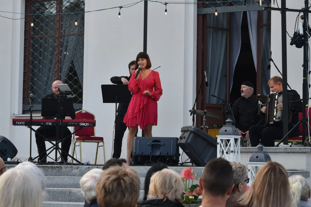 Paryż w sercu Parku Potockich