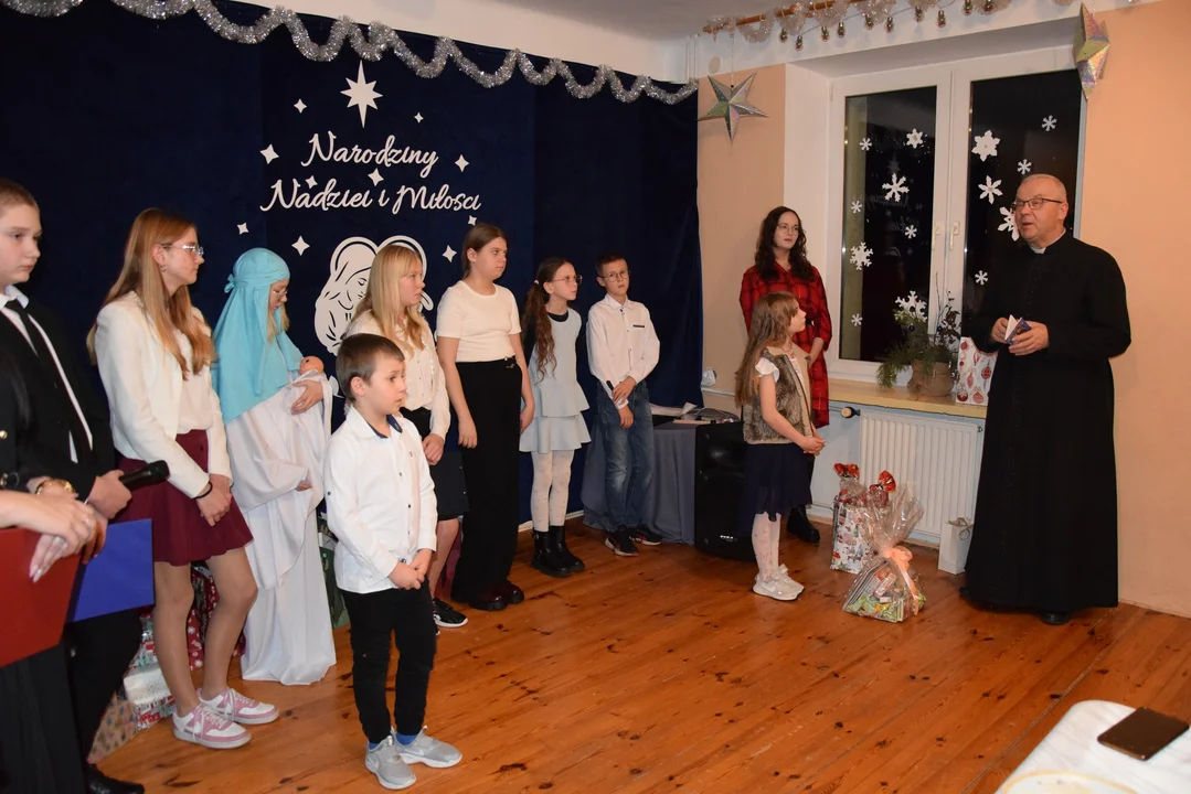 Poniatowa: Wigilia w Świetlicy Profilaktyczno-Wychowawczej