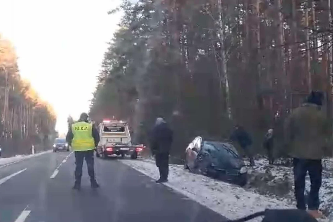 Niebezpiecznie na Ziemi Biłgorajskiej. Groźne zderzenie (foto) - Zdjęcie główne