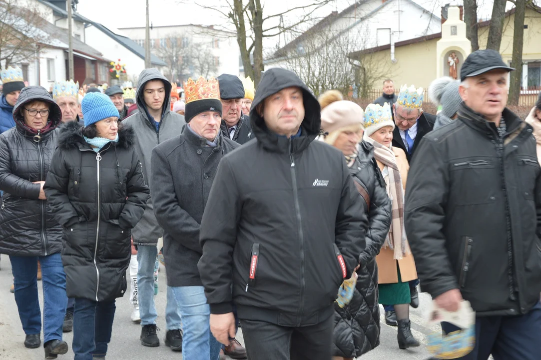 Orszak Trzech Króli przeszedł ulicami Chodla