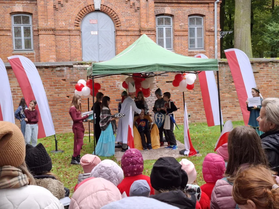 Polonez dla króla w Puławach