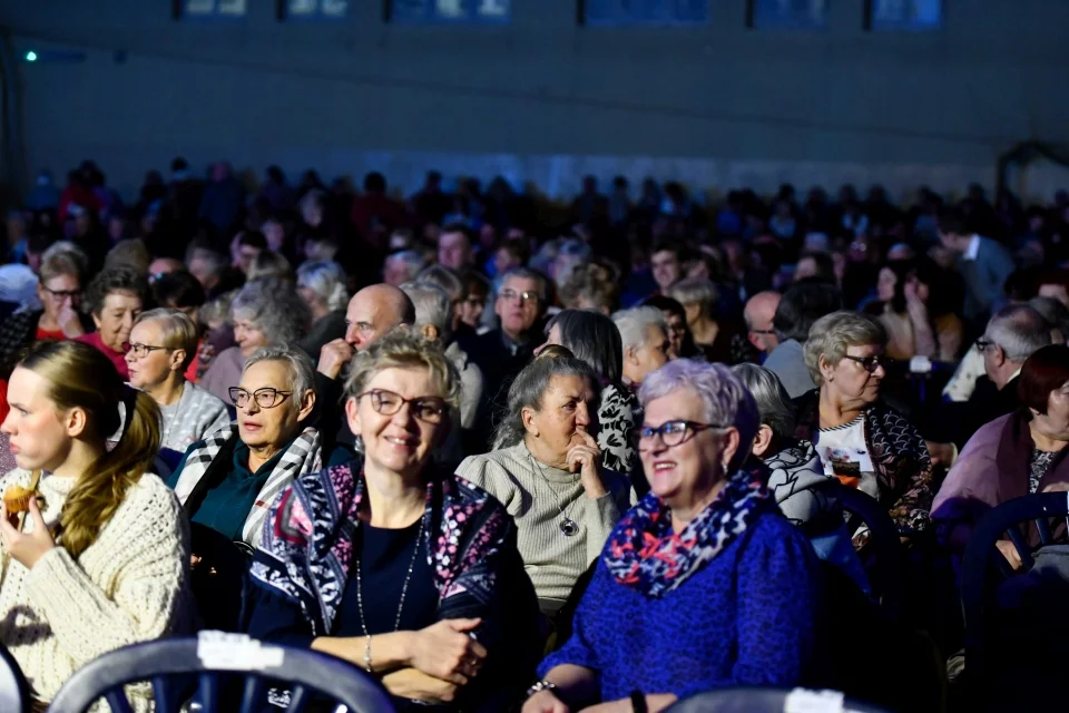 "Koncert kolęd i słodkich serc"