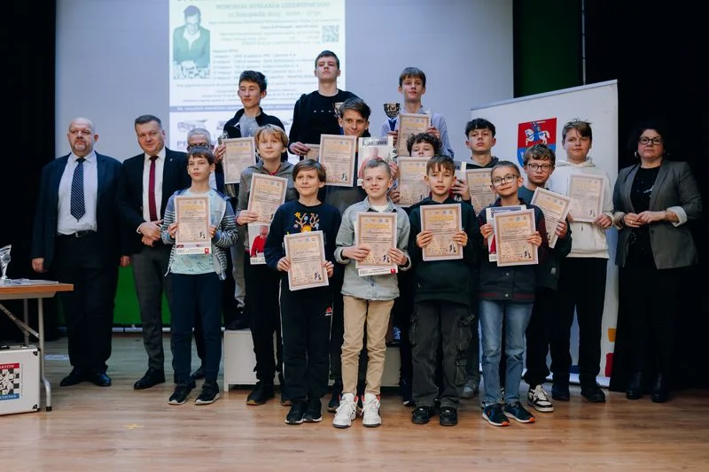 Szachiści walczyli o Puchar Lubartowskich Przedsiębiorców (zdjęcia) - Zdjęcie główne