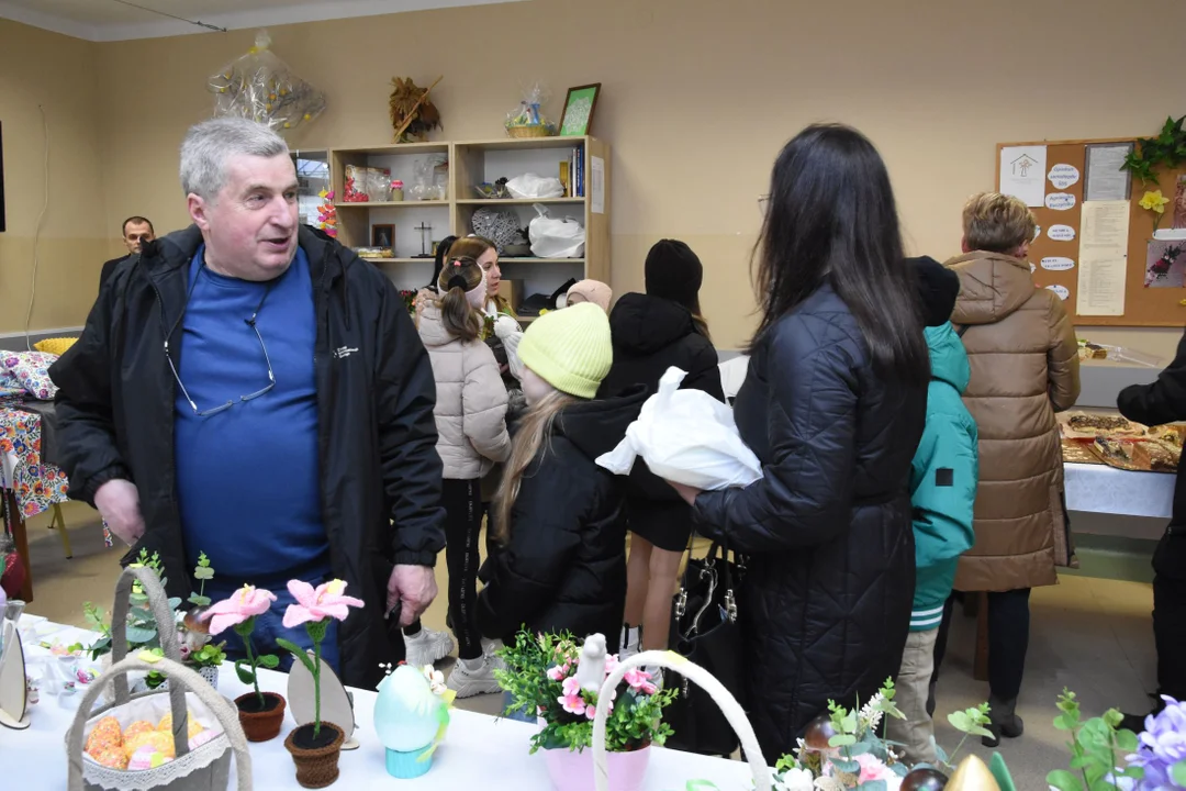 Piękne ozdoby wielkanocne na kiermaszu w Anielinie