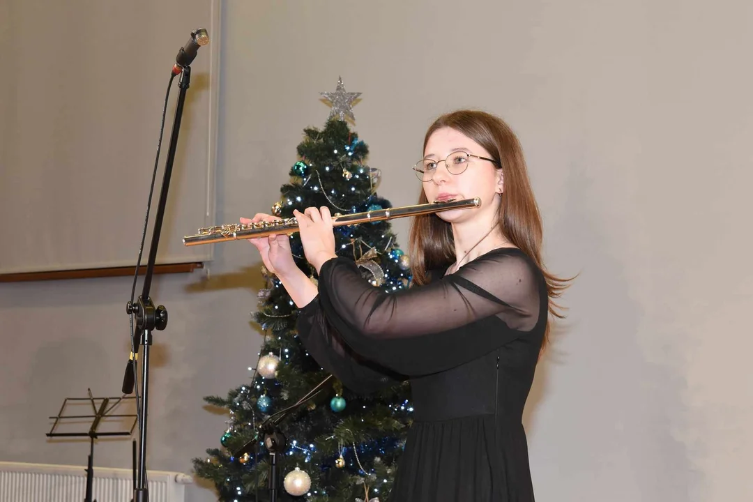 NOWOROCZNY KONCERT UCZNIÓW PAŃSTWOWEJ SZKOŁY MUZYCZNEJ W ŁUKOWIE