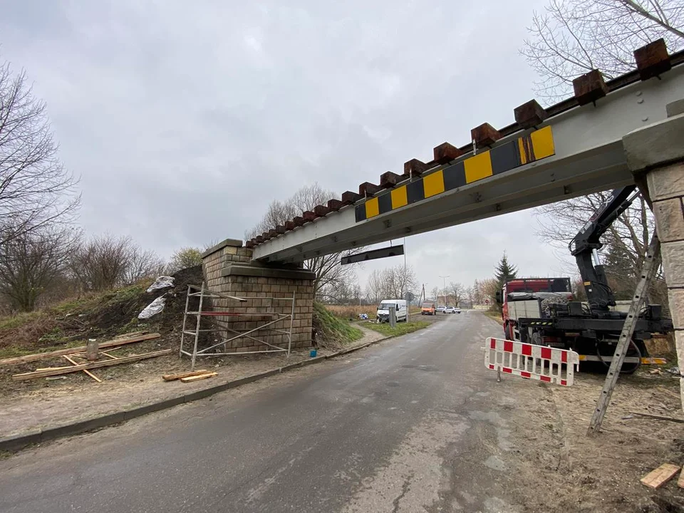 Trwa modernizacja zabytkowych mostów Nadwiślańskiej Kolejki Wąskotorowej