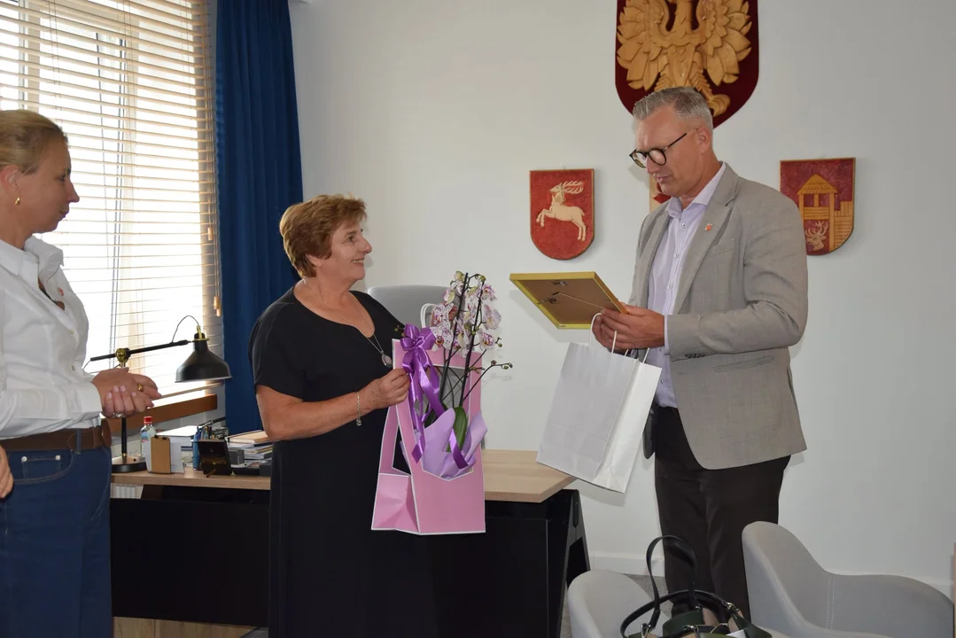 Pożegnali dyrektor biblioteki. Anna Dziaduch przechodzi na emeryturę - Zdjęcie główne