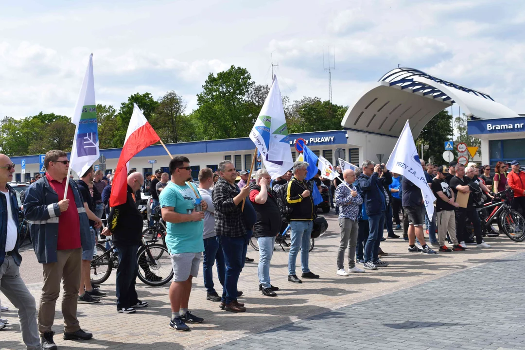 Manifestacja pracowników Grupy Azoty Puławy