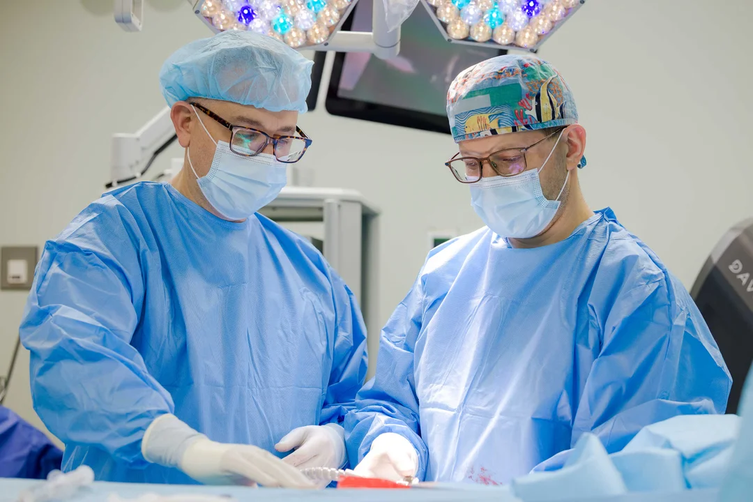 Lubelscy lekarze usunęli guz wielkości piłki tenisowej. Pan Marcin o chorobie dowiedział się przez przypadek