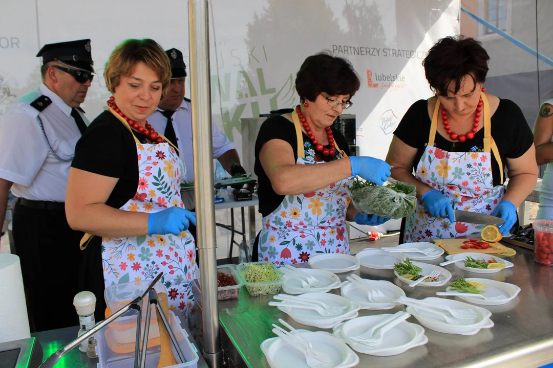 Karp po strażacku na Europejskim Festiwalu Smaku w Lublinie  [ZDJĘCIA] - Zdjęcie główne