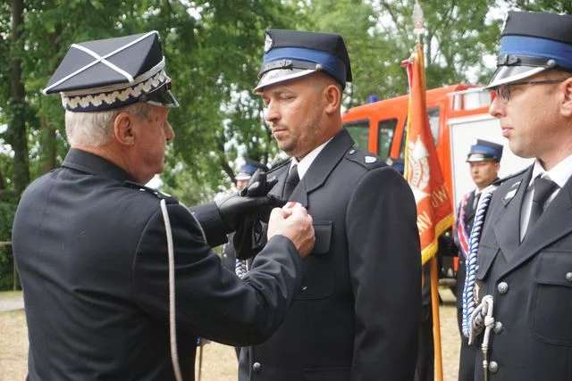 Zasłużeni strażacy uhonorowani. Oto lista odznaczonych podczas 100-lecia OSP Janowiec (zdjęcia) - Zdjęcie główne