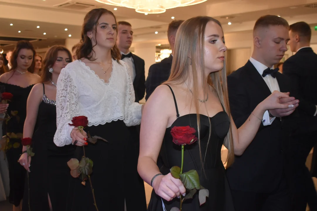 Polonez maturzystów ZST w Puławach