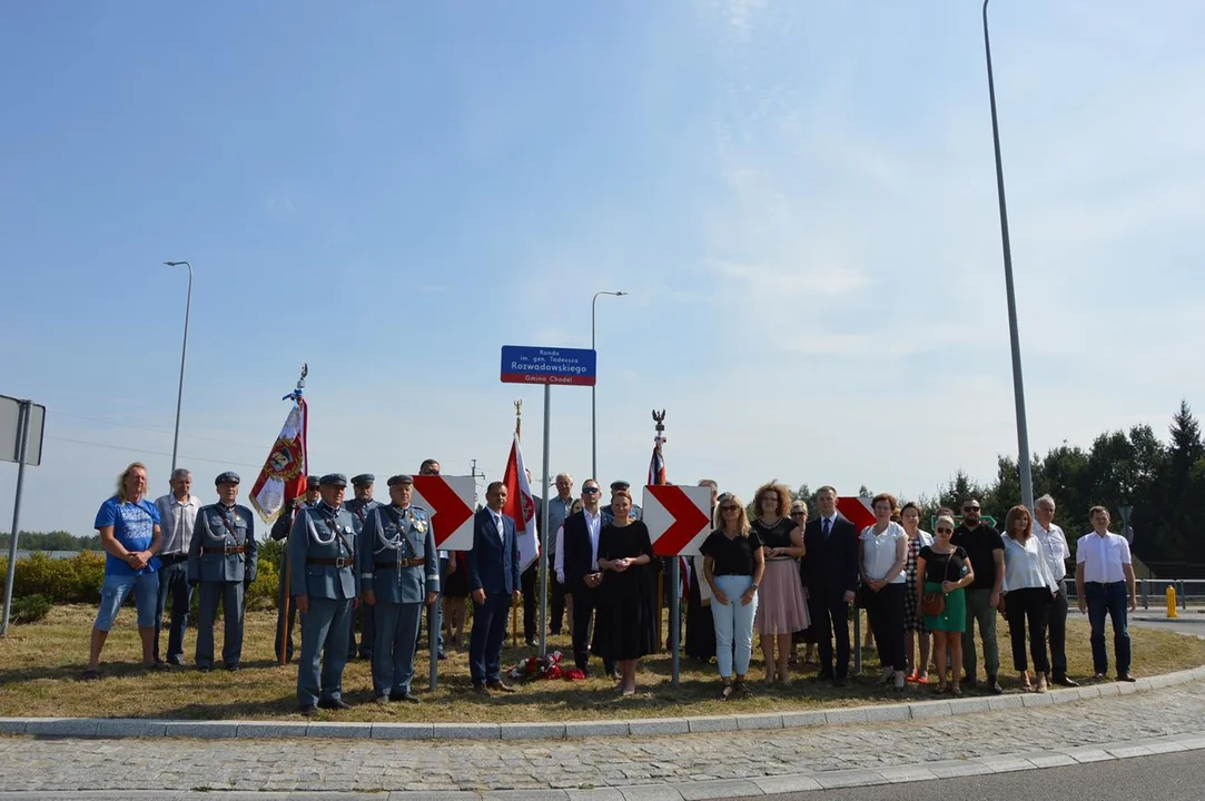 Uroczystość odsłonięcia ronda im. generała Tadeusza Rozwadowskiego w Chodlu