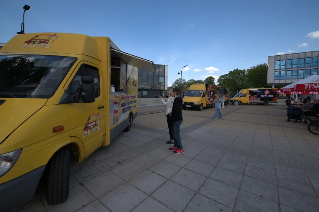 Zlot food trucków na Placu Chopina w Puławach