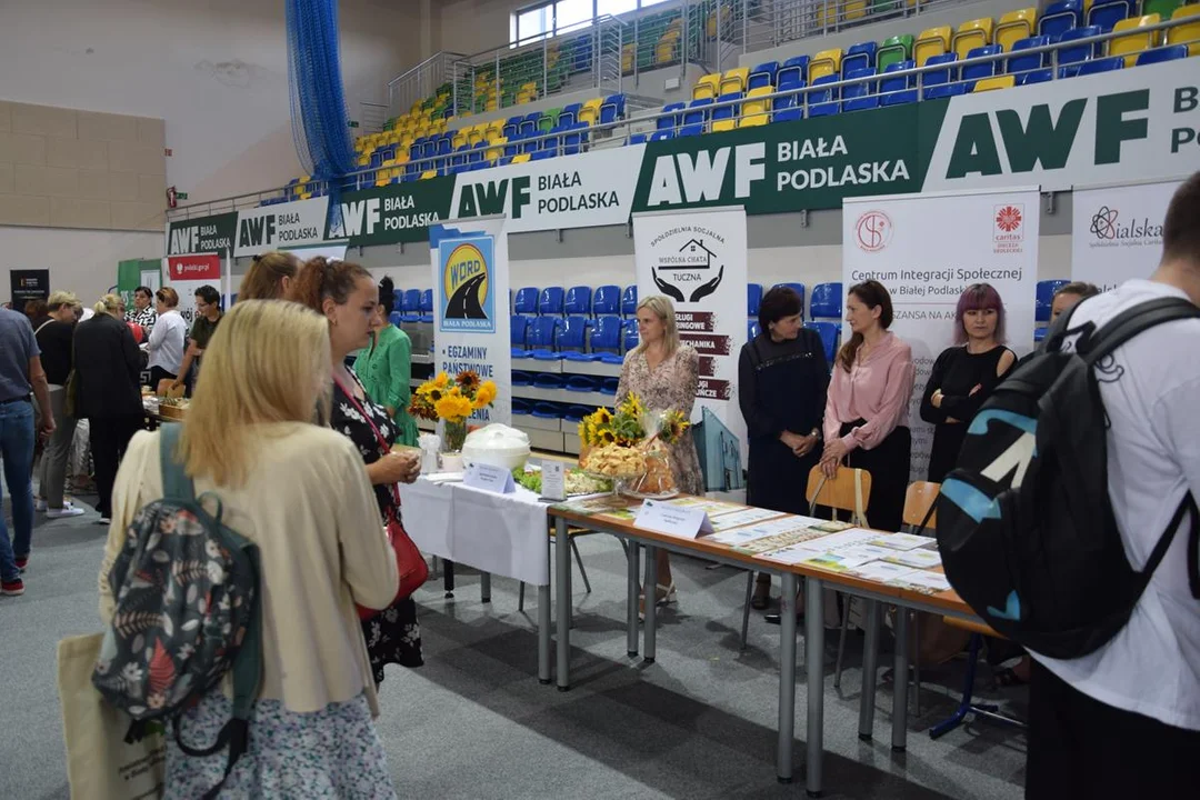 Targi Pracy Powiatowego Urzedu Pracy w Białej Podlaskiej