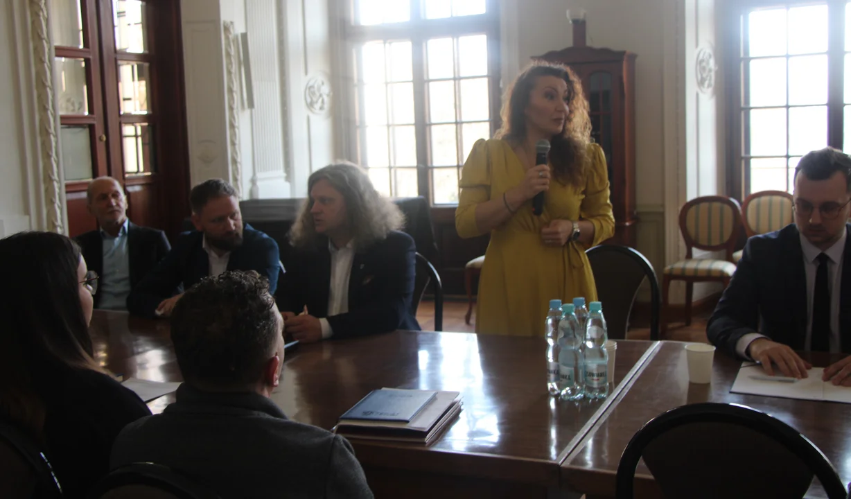 Posłanka Monika Pawłowska w Lubartowie zachęcała do udziału w SIM (zdjęcia) - Zdjęcie główne