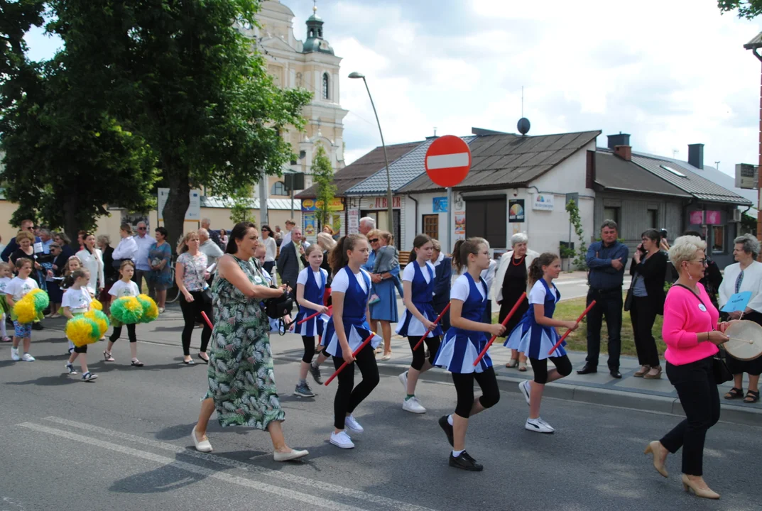 Jarmark Opolski rozpoczął się barwnym korowodem