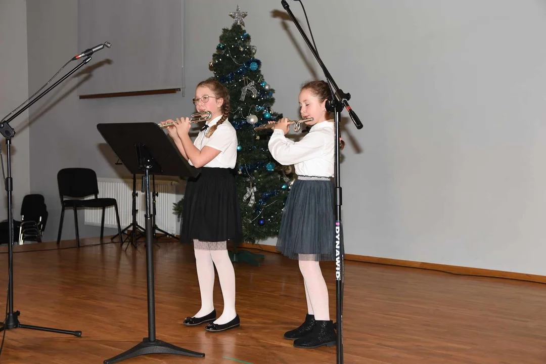 NOWOROCZNY KONCERT UCZNIÓW PAŃSTWOWEJ SZKOŁY MUZYCZNEJ W ŁUKOWIE
