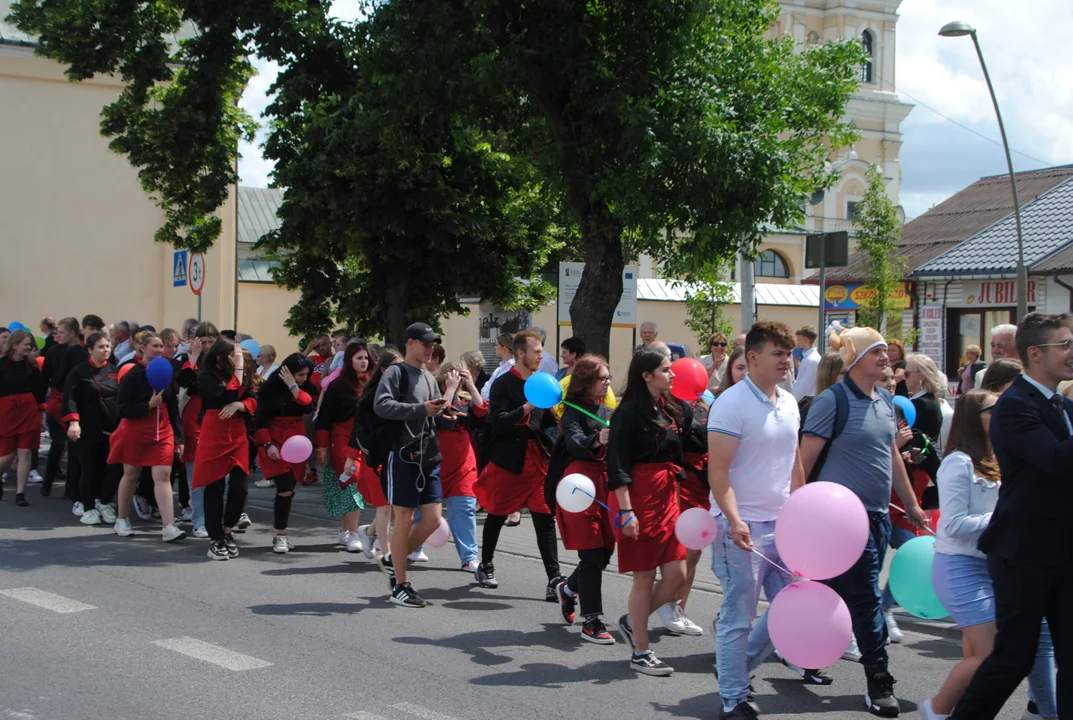 Jarmark Opolski rozpoczął się barwnym korowodem